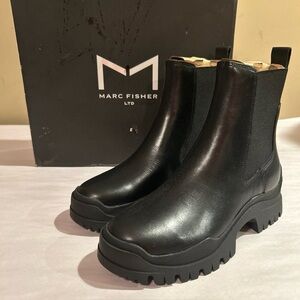 Marc Fisher LTD Women’s Size 5 M Farris Leather Boot Black